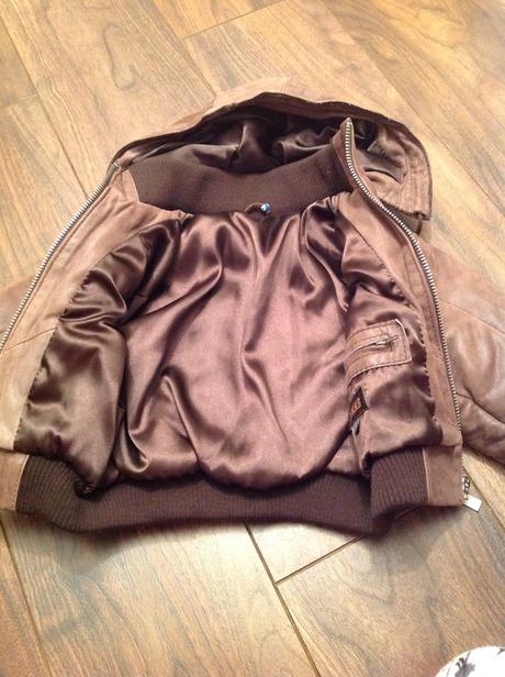 Frajerska bunda nenosena, 92