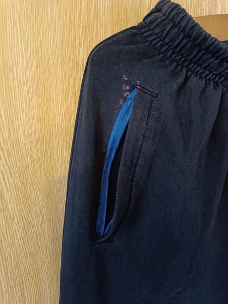 Športové tepláky (čierno-modré), s