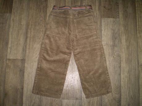 Hrubé menčestrové nohavice, 104