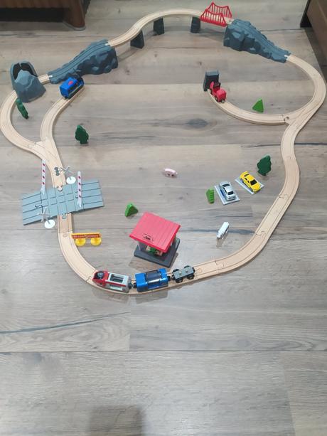 Drevená vlaková dráha, 