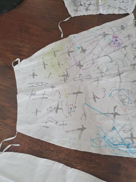 Plášte na halloween párty od 2 do 5 rokov 11 kusov,