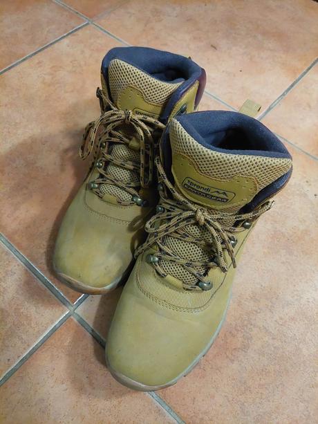 Zimne topanky, sprandi,37