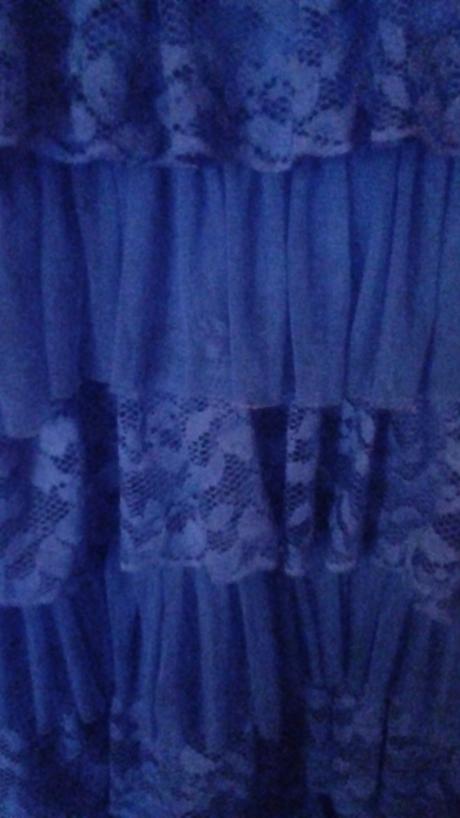 Spolocenske saty s volanmi, m