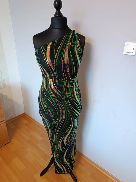 Šaty trblietavé, 40