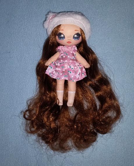 Na na na surprise bábika,