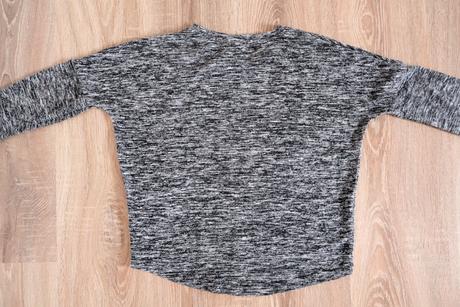 Sveter, young dimension,140