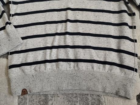 Next mikina, next,128