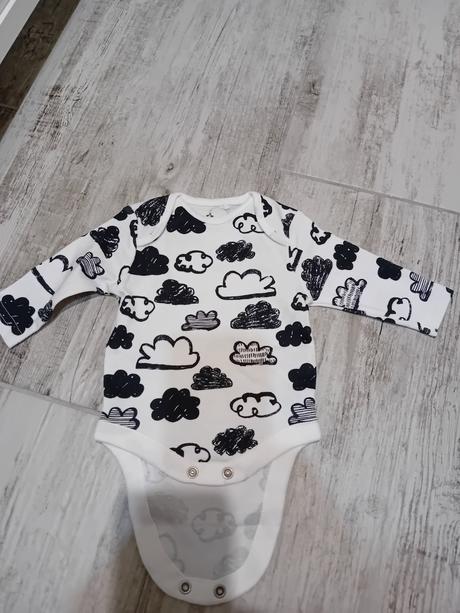 Body next s oblacikmi, next,56