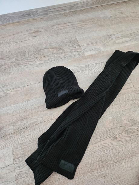 Čiapka a sal victoria's secret, victoria's secret,s