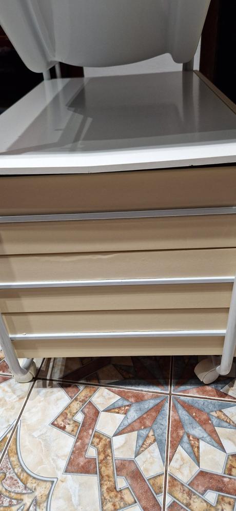 Retro prebaľovacia komoda s vaničkou,