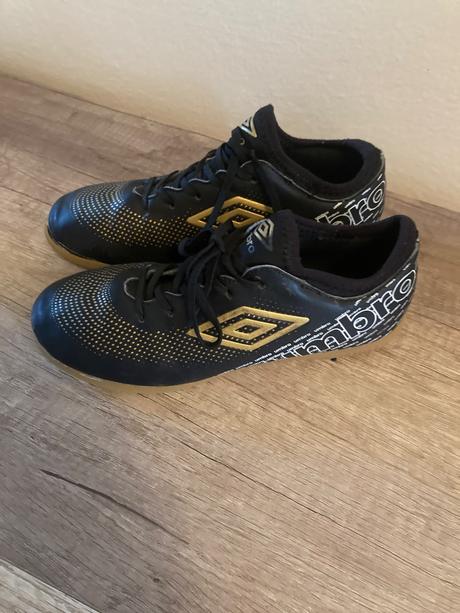 Halovky umbro, umbro,33