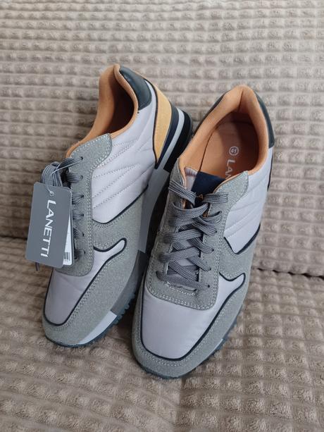 Tenisky s vysačkou, 41