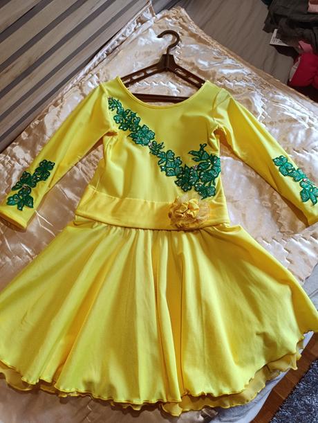 Tanečné šaty 146, 146