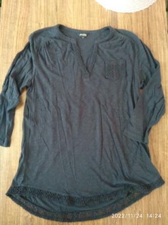 Kvalitny tmavomodry top, xl