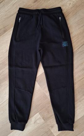 Teplaky, f&f,152