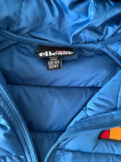 Vesta ellesse, 158