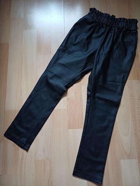 Koženkove leginy, 116