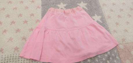 Ružová sukňa, 128