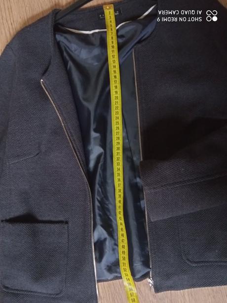 Sako/bundička podšité na zips s poštovným, esmara,40