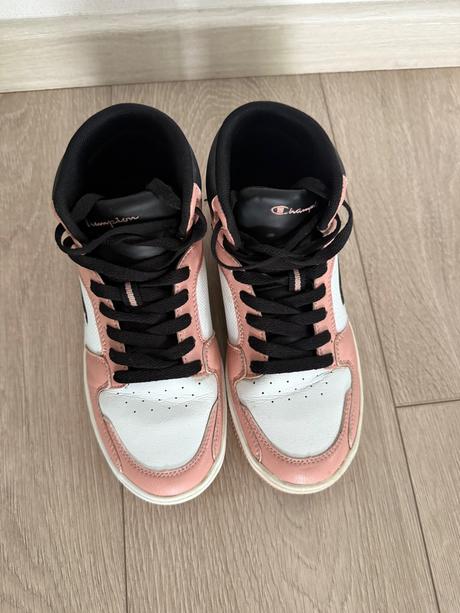 Tenisky, champion,36