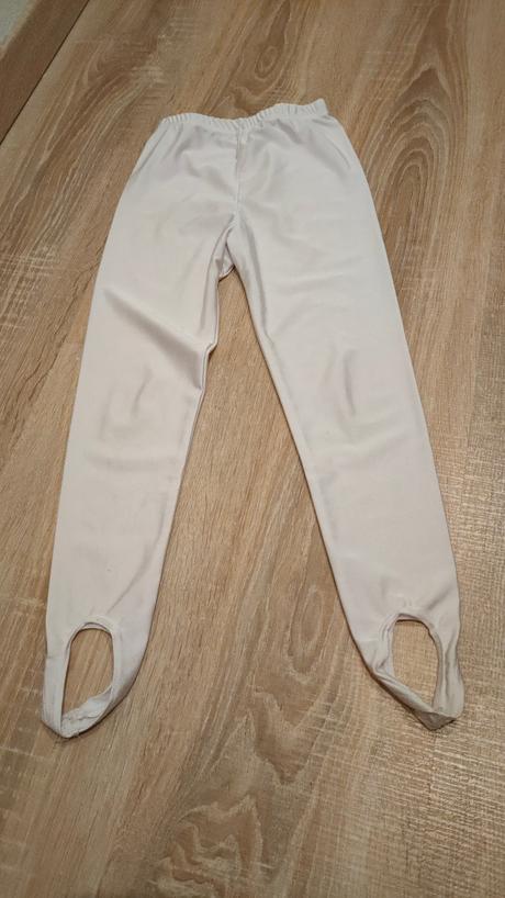 Sukňa a legíny na balet, 122