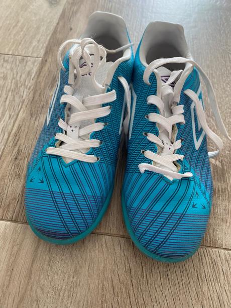 Halovky veľkosť 32, umbro,32