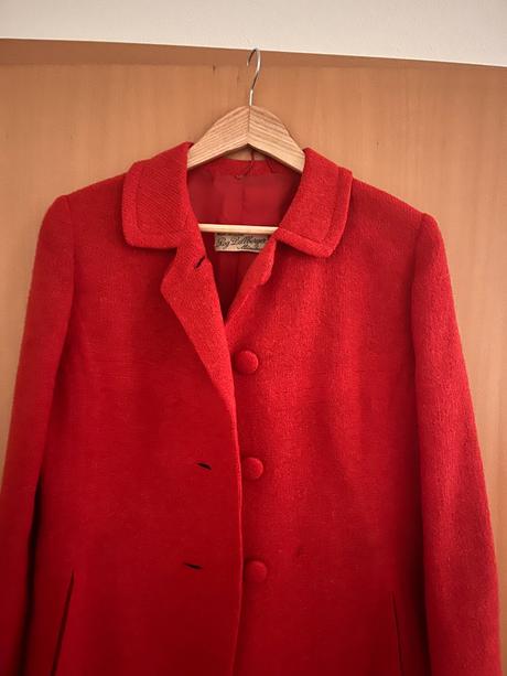 Červený retro kabátik, s
