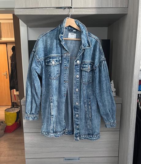 Riflová bunda, bershka,s