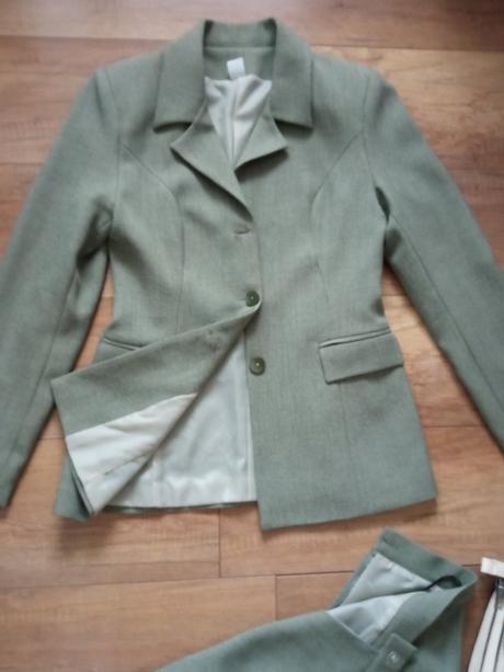 Suknovy kostym 36/s, s