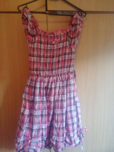 Dievcenske šaty+sako, 146