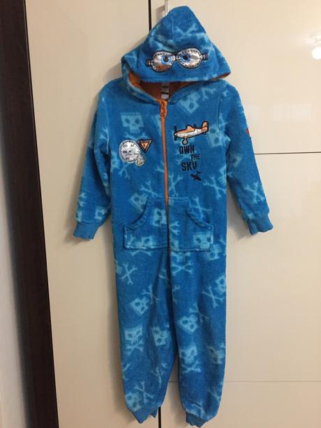 Plyšový overal, c&a,110