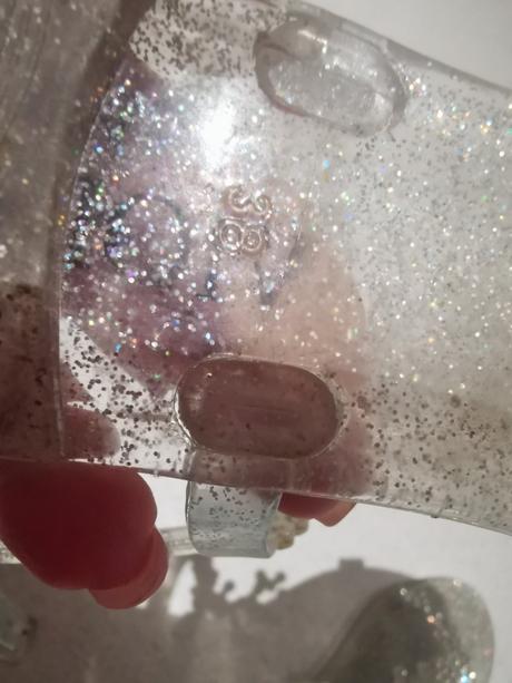 Sandalky scaviola, 38