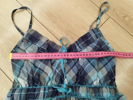 Nádherná blúzka na ramienka, 158