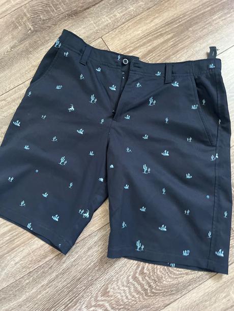 Šortky kraťasy golf/sport, under armour,l