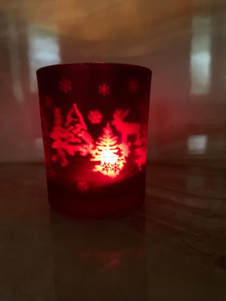 Vianočný svietnik na čajovú sviečku,