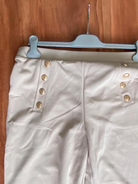 Siroke nohavice s gombickami, h&m,m