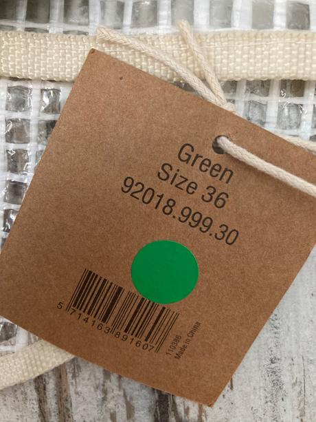 Gumáky bisgaard, 36