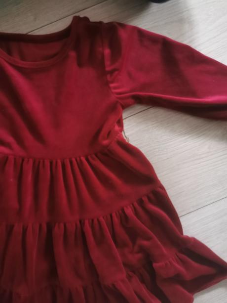 Bordové zamatove šaty, 110