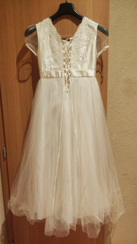 Šaty na 1.sv prijímanie, 146