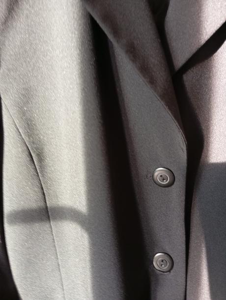 Prechodný kabát, 42