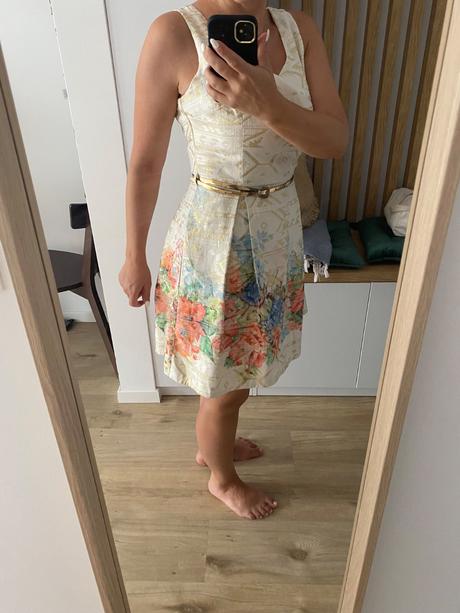 Krémovo- zlaté šaty 38, 38