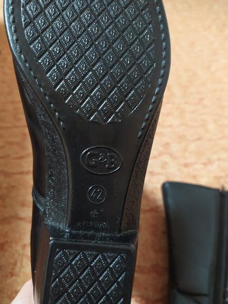 Čižmy zateplené 42 nové s poštou, 42