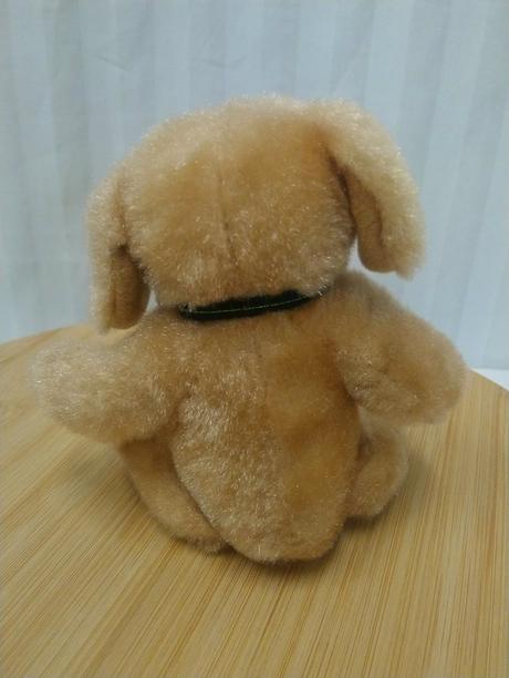 Plyšový hnedý psík, sediaci, 14 cm, 