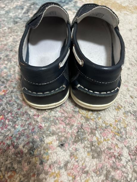 Kožené mokasiny, 38
