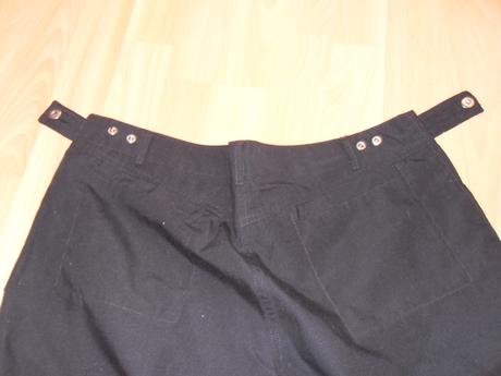 Nohavice pod kolená, l