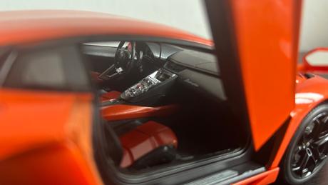 Lamborghini aventador 1/18 welly nex,