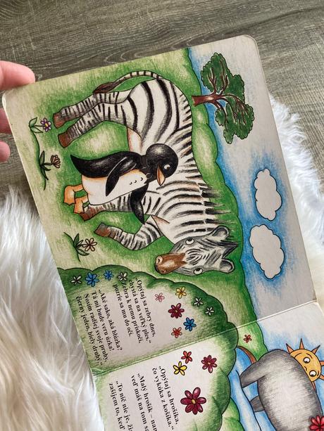 Tučniačik v zoo a hľadaj schované sloníčatá,