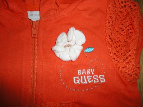 Suknicka, tielko a mikinka, guess,86