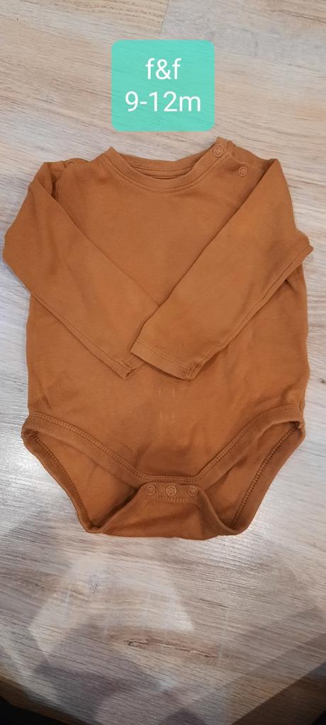 Body 9-12m, f&f,74