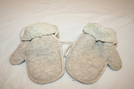 Teplucke rukavicky, 80